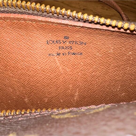 Vintage Louis Vuitton 1997 Papillon 26 Bag - Picture 14 of 15